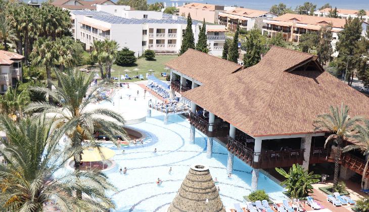 هتل آکوا فانتزی