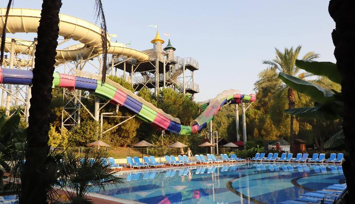 هتل آکوا فانتزی