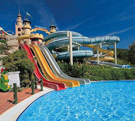 هتل آکوا فانتزی