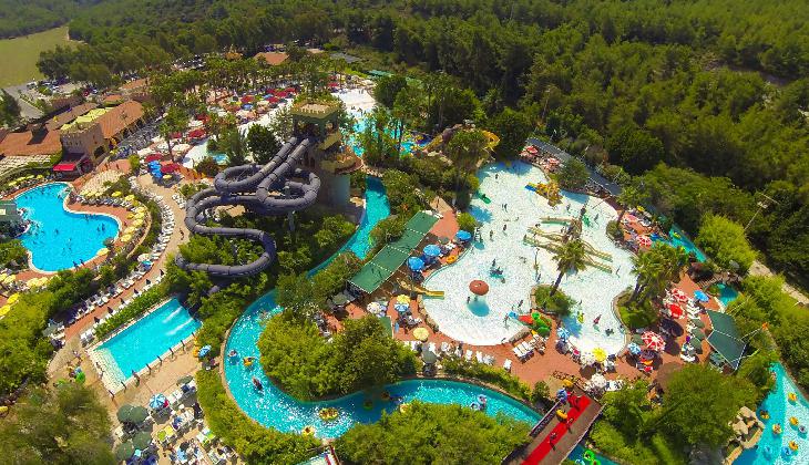 هتل آکوا فانتزی