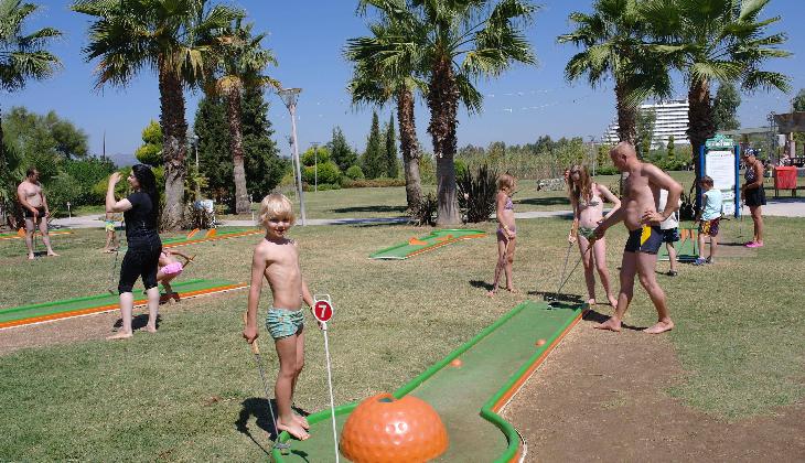 هتل آکوا فانتزی