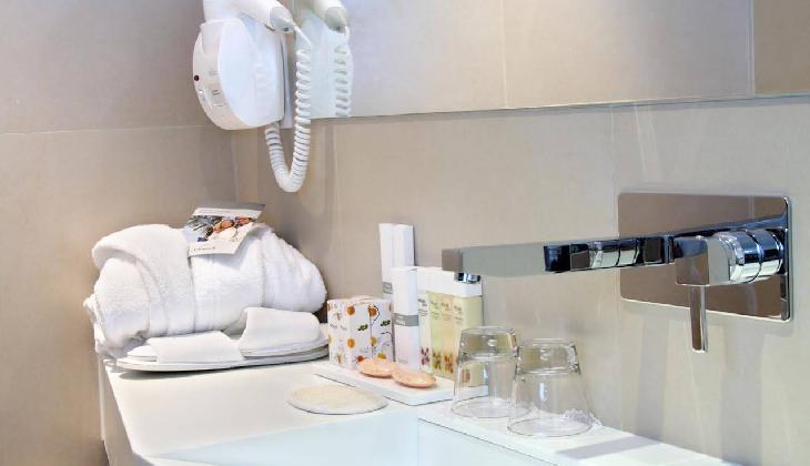 بوتیک هتل آمورگوس