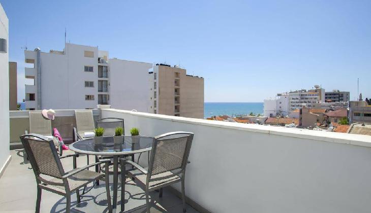 بوتیک هتل آمورگوس