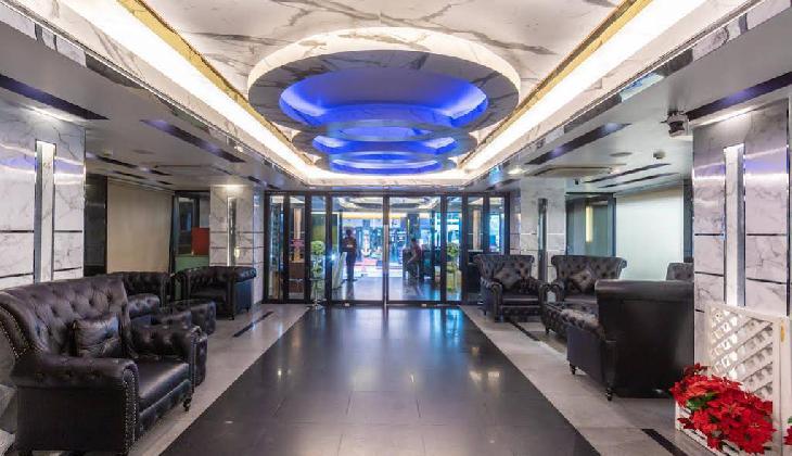 Gusto Pratunam Hotel