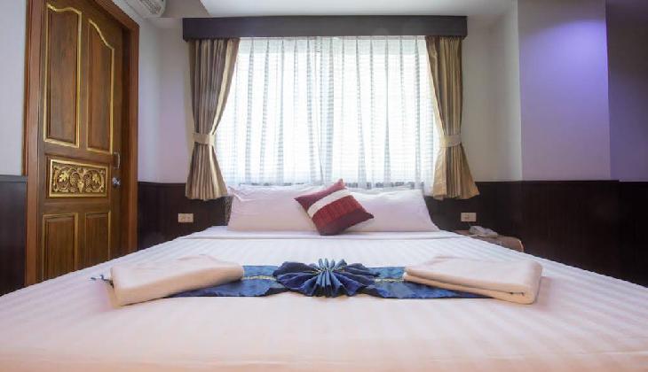 Gusto Pratunam Hotel