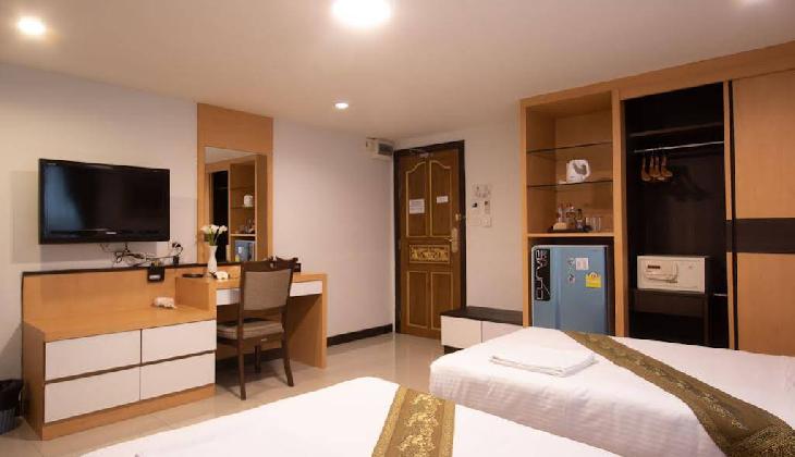 Gusto Pratunam Hotel