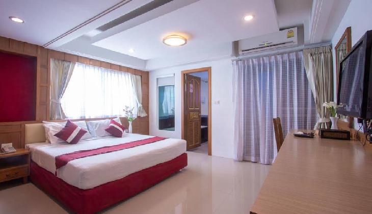 Gusto Pratunam Hotel