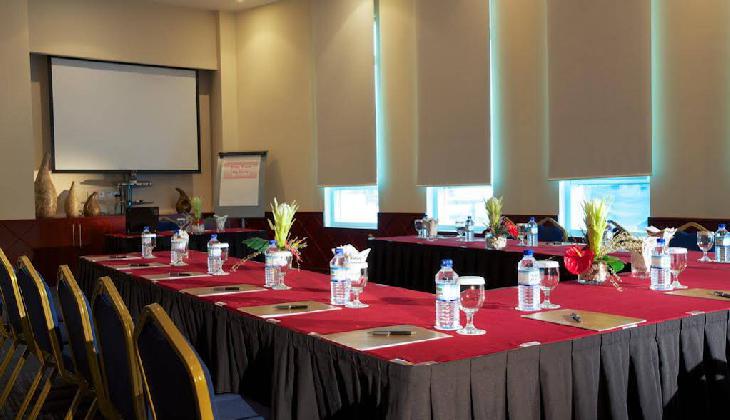 Tamani Marina Hotel & Apartments