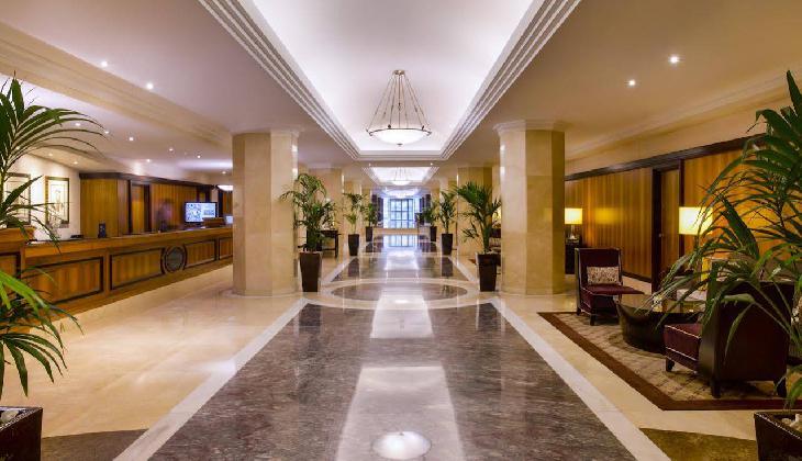 Radisson Blu Hotel & Resort Abu Dhabi Corniche