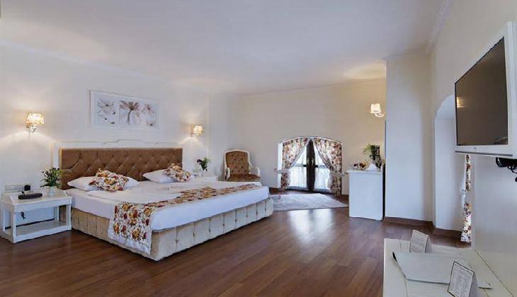 هتل توتاو آدالیا آلارا هتل