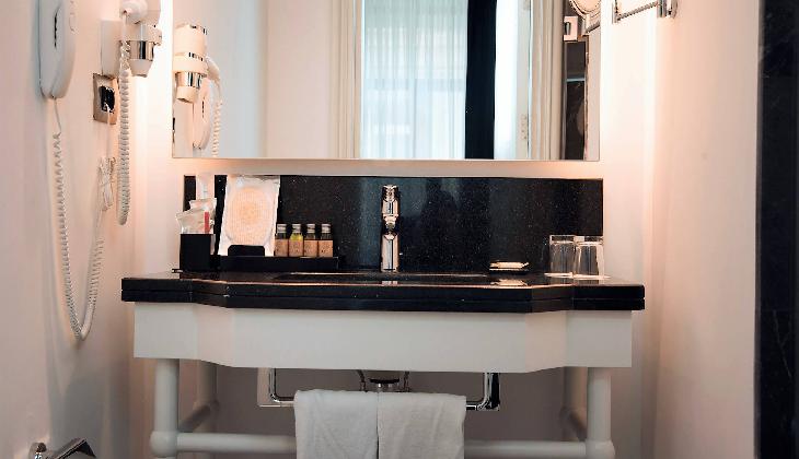 هتل بی وی اس لاش تکسیم