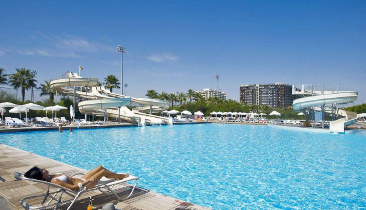 هتل کروانسرای لارا