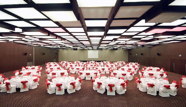 هتل کروانسرای لارا