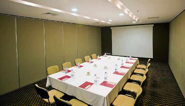 هتل کروانسرای لارا