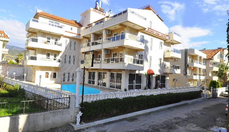 Golden Star Hotel
