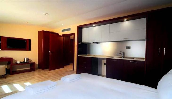 Park By Clover Hotel