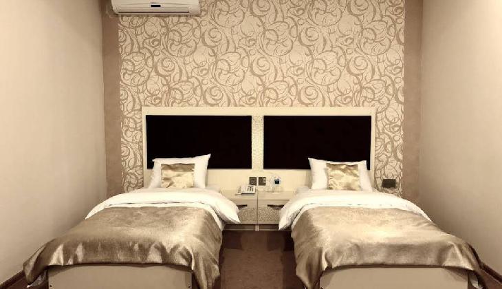 Khaghani Center Hotel