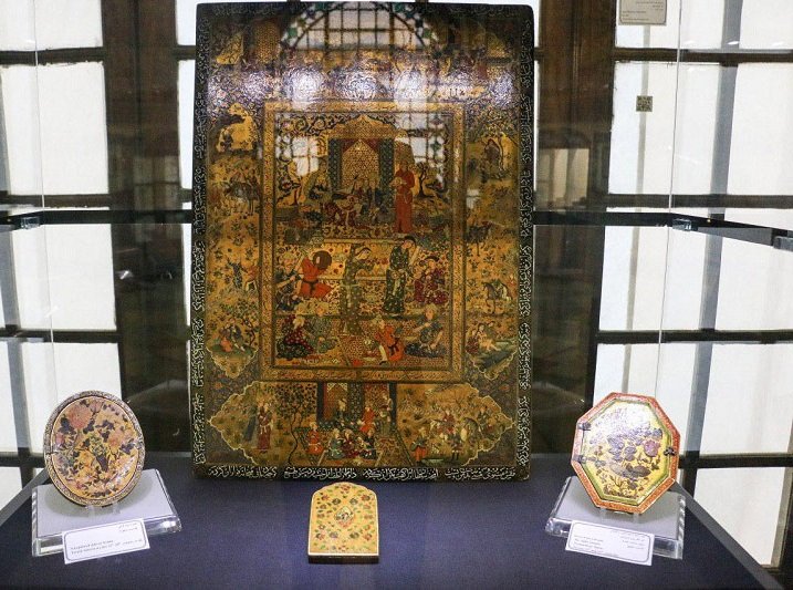 ظروف موزه پارس