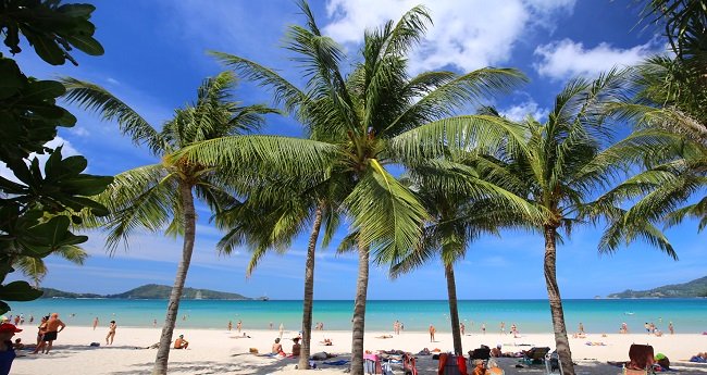 در سفر به پوکت ساحل پاتونگ را فراموش نکنید!