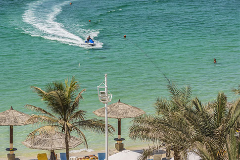 ساحل زیبای قنتوت دبی